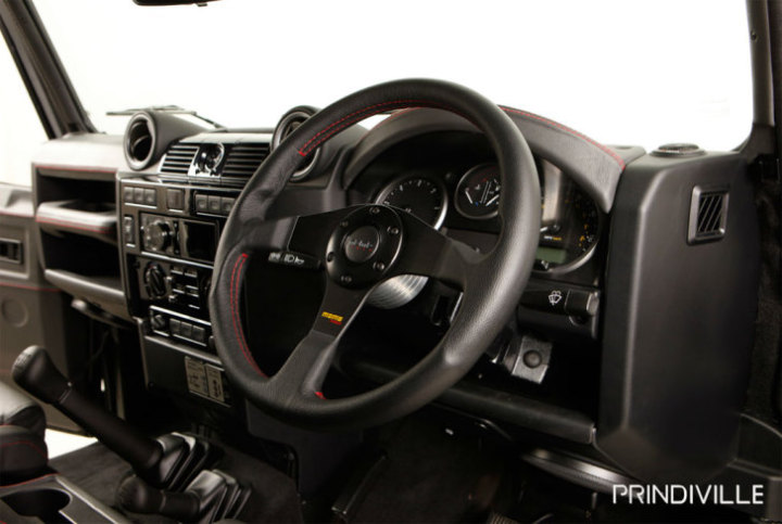 Land Rover Defender