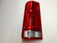 XFB000050 OEM Фонарь задний левый D2 2000-2001
