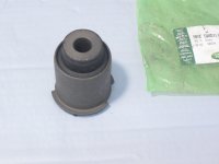LR051585 LAND ROVER С/блок нижнего рычага передней подвески (передний) D3/D4
