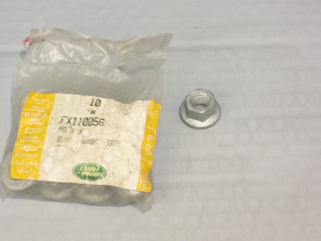 FX110056 LAND ROVER Гайка карданного вала M10 RRN