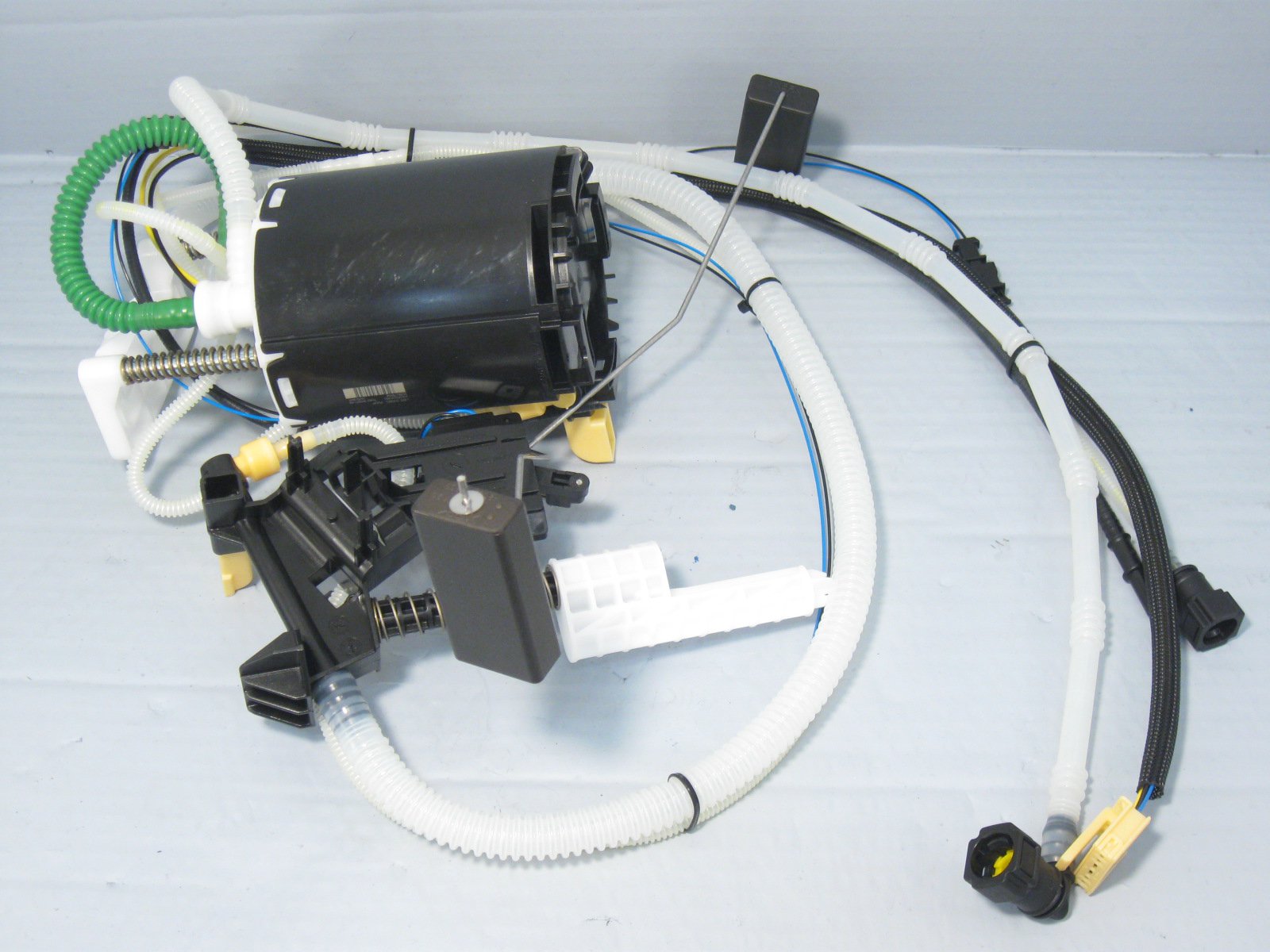 LR015179 LAND ROVER Топливный насос NRR 3.6D/4.4D