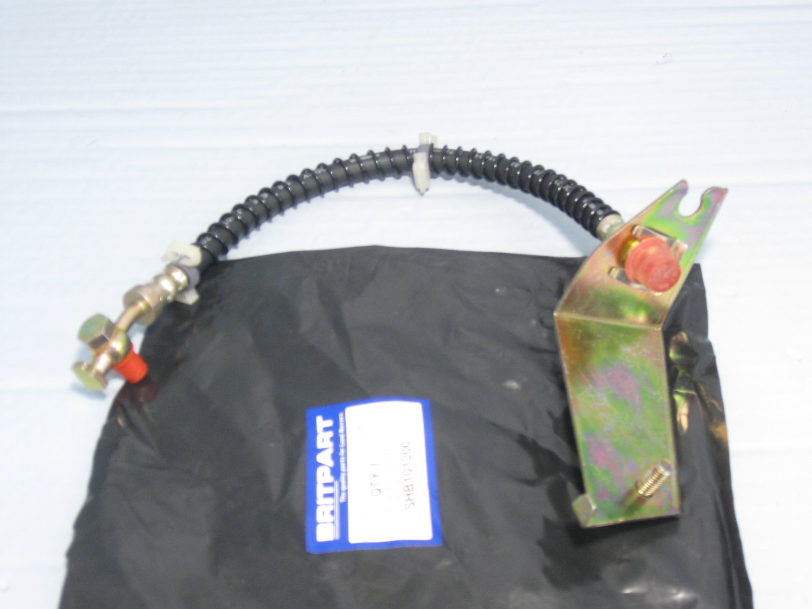 SHB101170 BRITPART Шланг тормозной задний D2