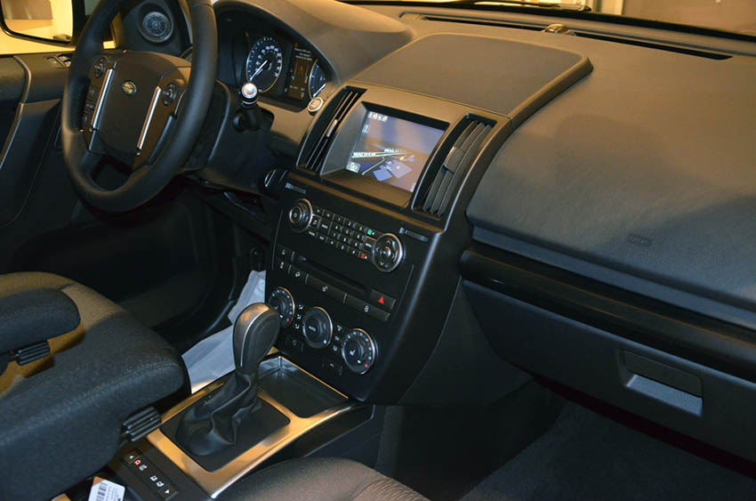 Головное устройство Land Rover Freelander